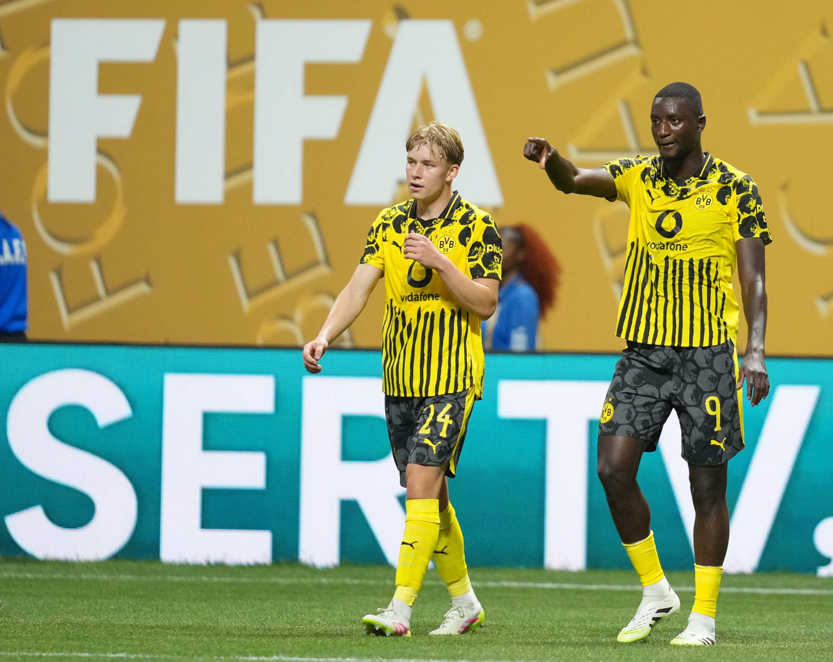 多特蒙德客场击败拉科鲁尼亚，晋级欧冠八强(多特蒙德客场击败拉科鲁尼亚,晋级欧冠八强了吗)