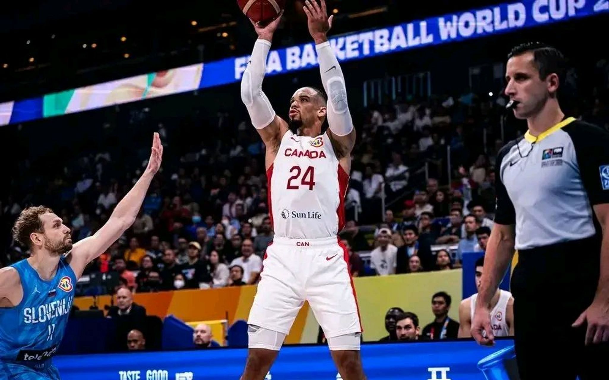 加拿大队表现出色在篮球世界杯赛场上的简单介绍